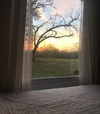 Imagen general del Hotel El Descanso, COL&Oacute;N. Foto 8