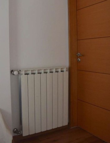 Imagen general del Hotel El Descanso, COL&Oacute;N. Foto 13