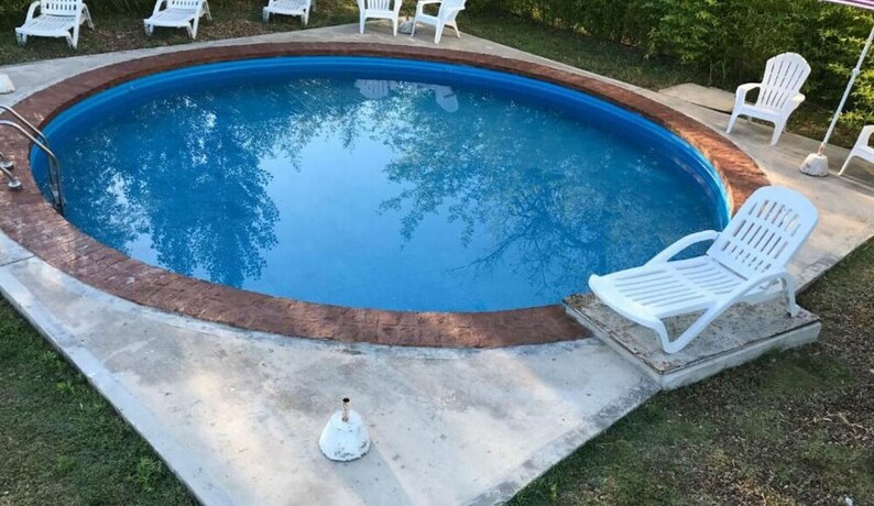 Imagen general del Hotel El Descanso, COL&Oacute;N. Foto 19