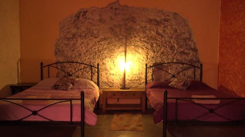 Imagen de la habitación del Hotel El Descanso Catedral. Foto 4