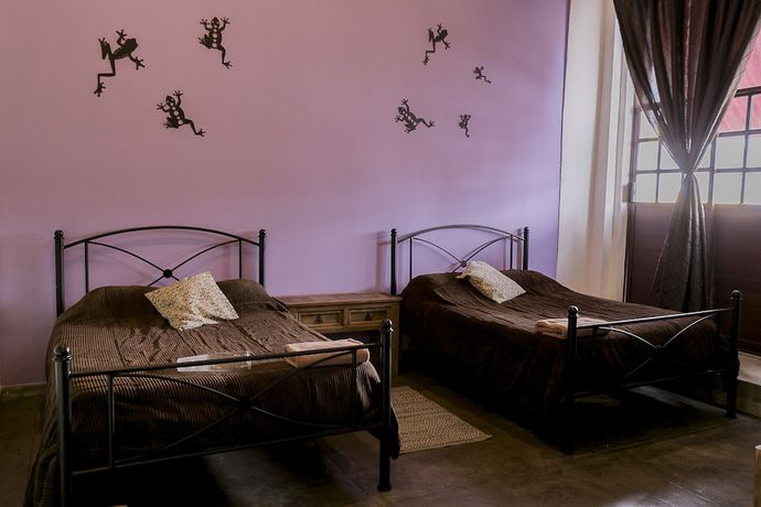 Imagen de la habitación del Hotel El Descanso Catedral. Foto 8