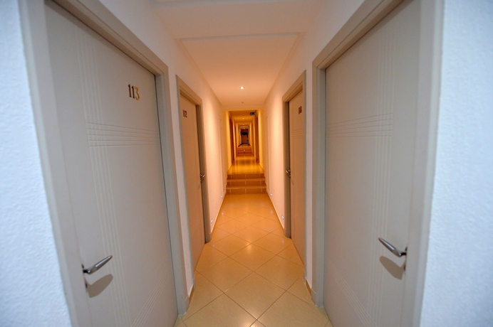 Imagen de la habitación del Hotel El Djenina. Foto 6