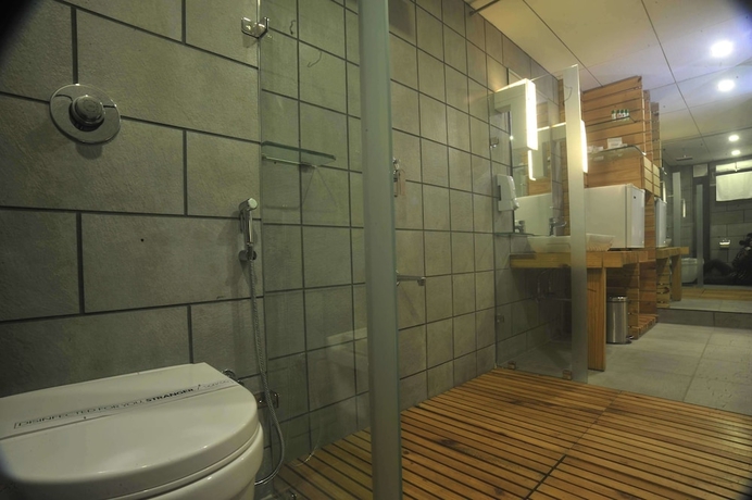 Imagen de la habitación del Hotel El Dorado, Ahmedabad. Foto 16