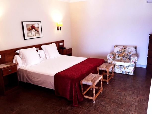 Imagen de la habitación del Hotel El Dorado, Carboneras. Foto 8