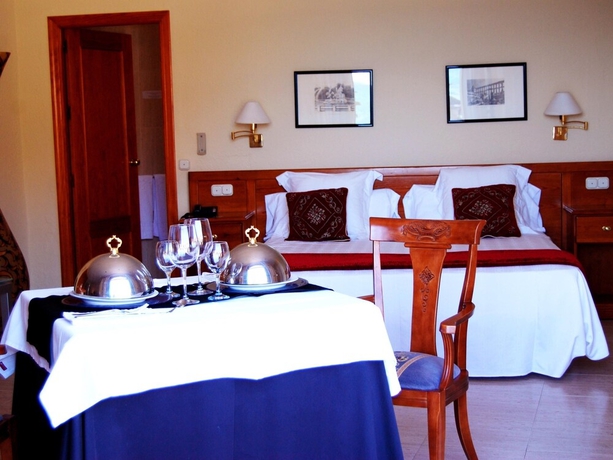 Imagen de la habitación del Hotel El Dorado, Carboneras. Foto 9