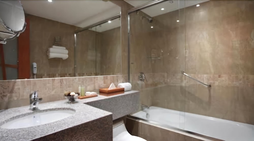 Imagen de la habitación del Hotel El Dorado, Cuenca. Foto 10