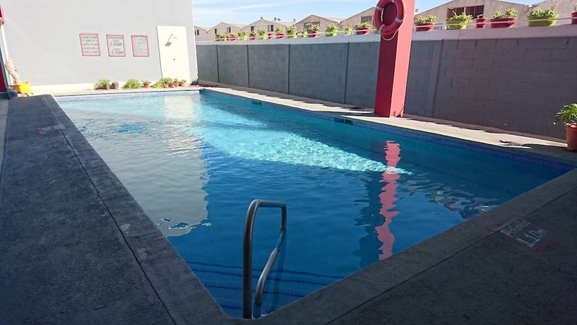 Imagen de la piscina del Hotel El Dorado Hermosillo. Foto 19