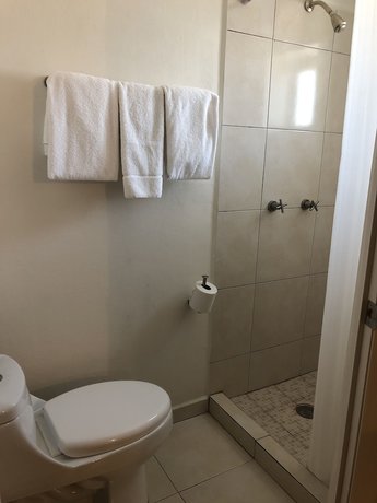 Imagen de la habitación del Hotel El Dorado Hermosillo. Foto 9