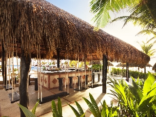 Imagen del bar/restaurante del Hotel El Dorado Seaside Suites & Palms. Foto 2