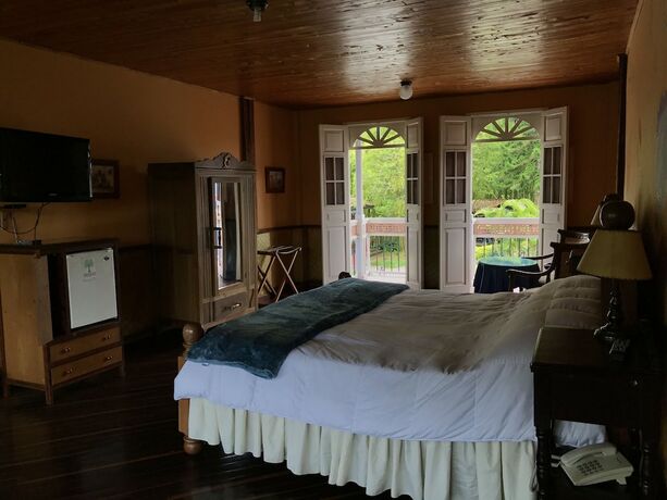 Imagen de la habitación del Hotel El Eden Country. Foto 2