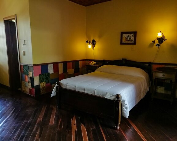 Imagen de la habitación del Hotel El Eden Country. Foto 10