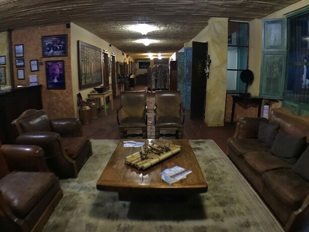 Imagen de los interiores del Hotel El Eden Country. Foto 18