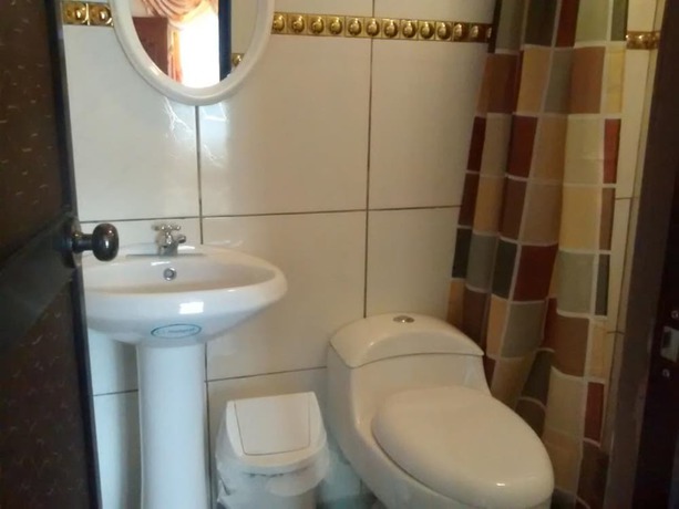 Imagen de la habitación del Hotel El Eden de Adan y Eva. Foto 13