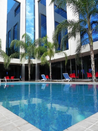 Imagen de la piscina del Hotel El Español Paseo De Montejo. Foto 12