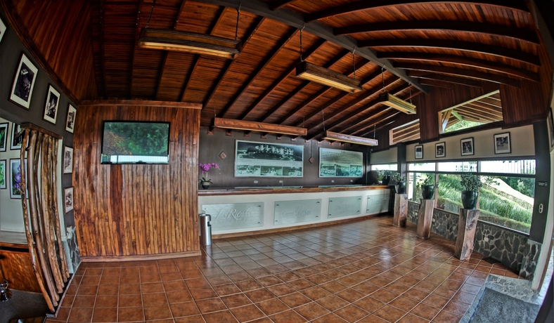 Imagen de los interiores del Hotel El Establo Mountain. Foto 17