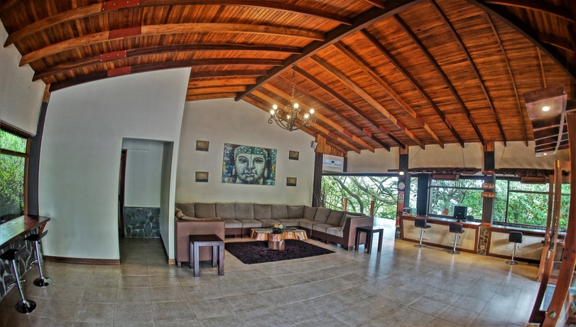 Imagen de los interiores del Hotel El Establo Mountain. Foto 18