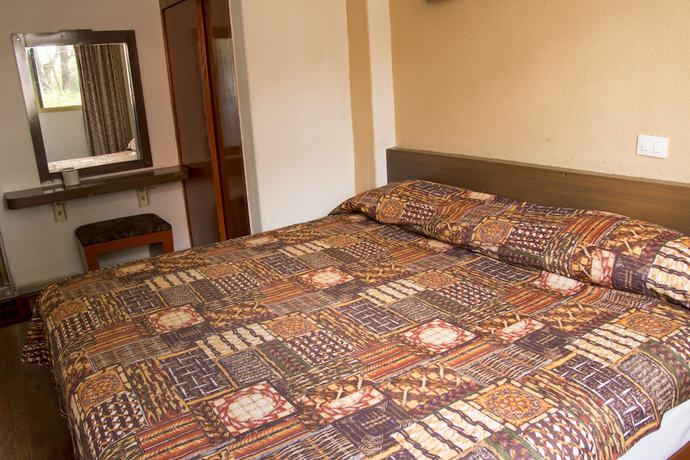 Imagen de la habitación del Hotel El Estadio. Foto 10