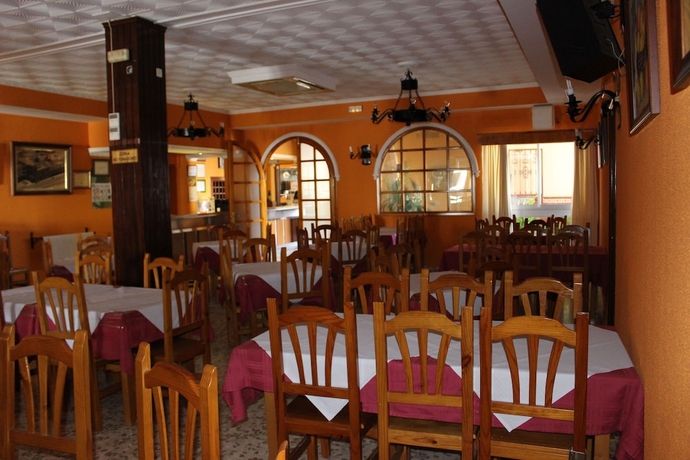 Imagen del bar/restaurante del Hotel El Faisan Candr. Foto 2