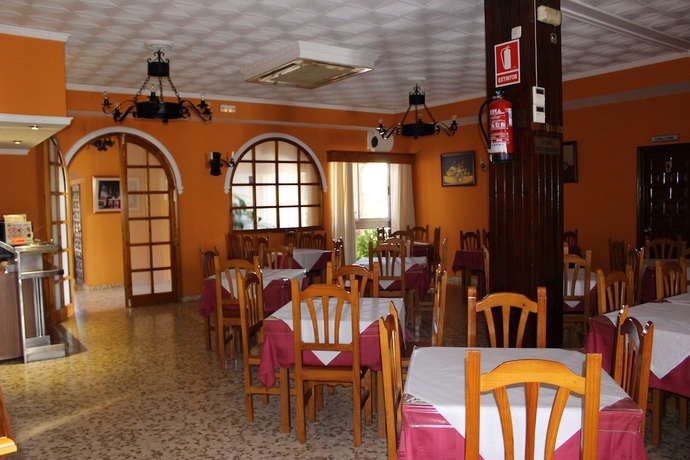 Imagen del bar/restaurante del Hotel El Faisan Candr. Foto 3