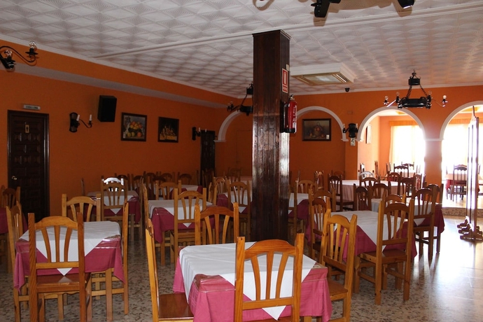 Imagen del bar/restaurante del Hotel El Faisan Candr. Foto 4