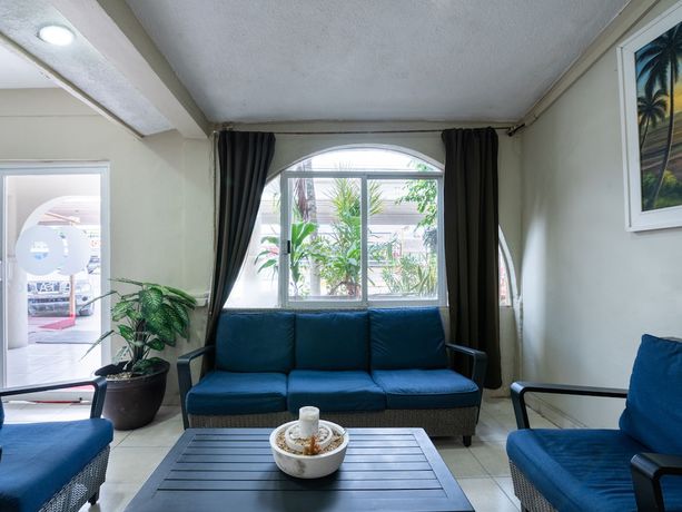 Imagen de los interiores del Hotel El Faisan y El Venado. Foto 19