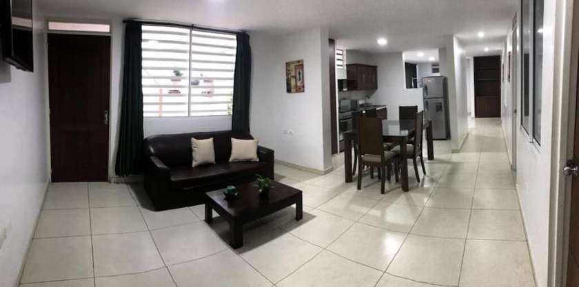 Imagen de la habitación del Hotel El Faro Buga. Foto 16