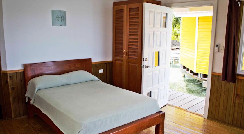 Imagen de la habitación del Hotel El Faro Del Colibri. Foto 2
