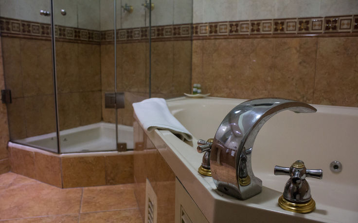 Imagen de la habitación del Hotel El Faro Inn. Foto 3
