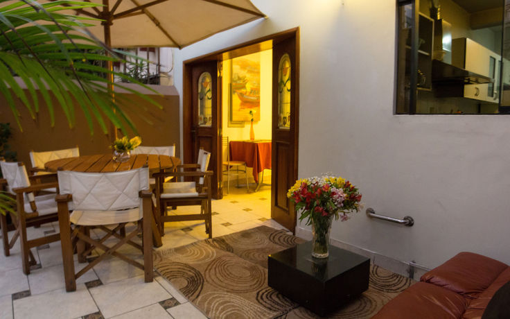 Imagen de los interiores del Hotel El Faro Inn. Foto 15