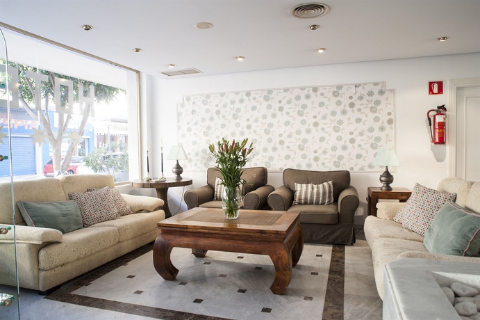 Imagen de los interiores del Hotel El Faro Marbella. Foto 12