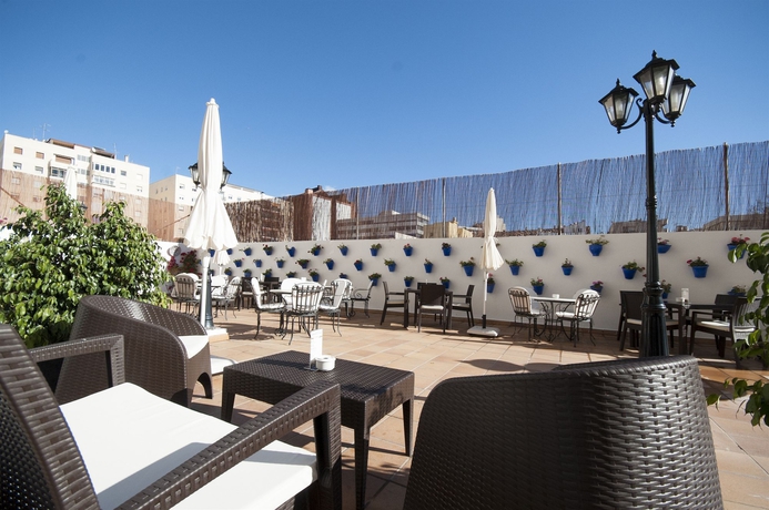 Imagen general del Hotel El Faro Marbella. Foto 1