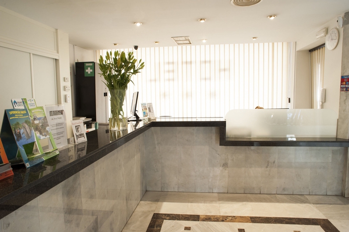 Imagen de los interiores del Hotel El Faro Marbella. Foto 15