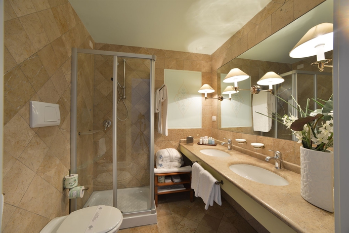 Imagen de la habitación del Hotel El Faro and Spa. Foto 2