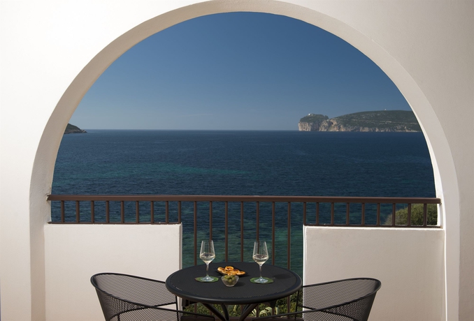 Imagen de la habitación del Hotel El Faro and Spa. Foto 3