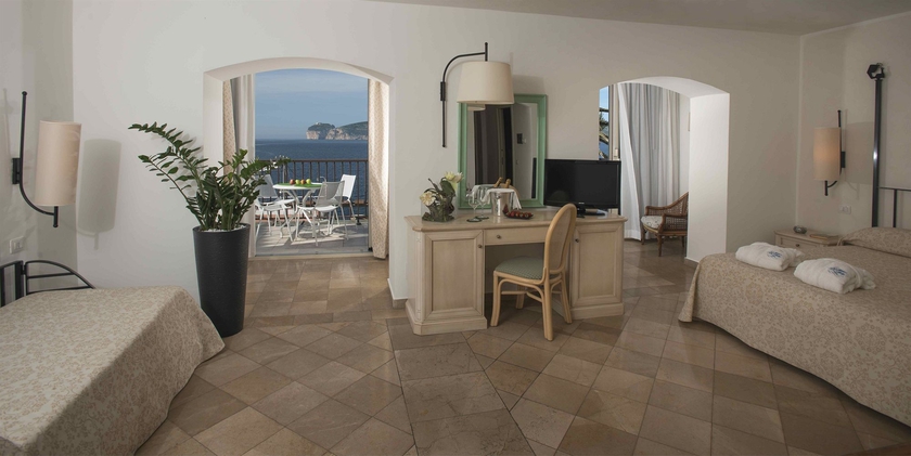 Imagen de la habitación del Hotel El Faro and Spa. Foto 12