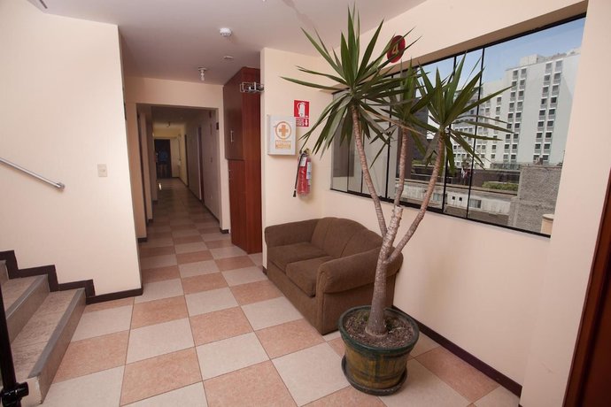 Imagen de la habitación del Hotel El Farolito, Lima Metropolitana. Foto 2