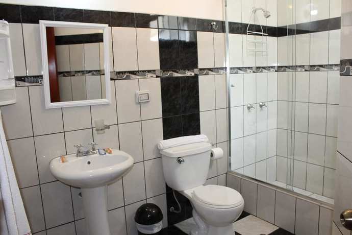 Imagen de la habitación del Hotel El Farolito, Lima Metropolitana. Foto 3