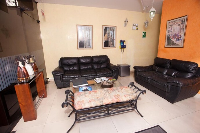 Imagen de la habitación del Hotel El Farolito, Lima Metropolitana. Foto 14