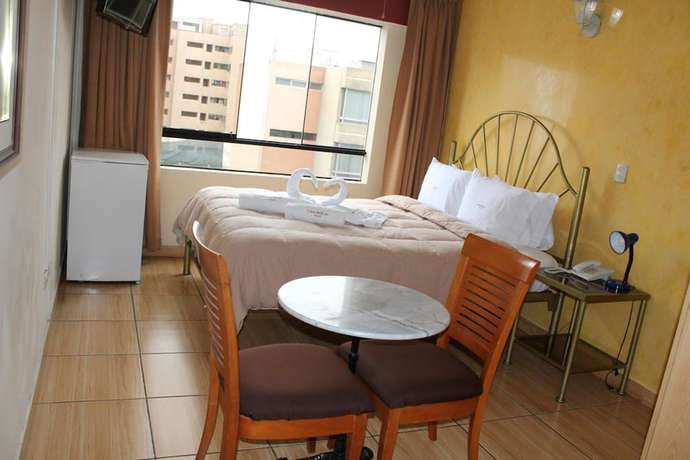 Imagen de la habitación del Hotel El Farolito, Lima Metropolitana. Foto 19