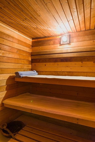 Imagen de la piscina del Hotel El Fell. Foto 19