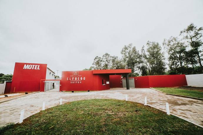 Imagen general del Hotel El Fuego Su&iacute;tes Motel. Foto 3