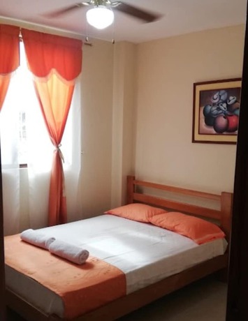 Imagen de la habitación del Hotel El Galeon. Foto 4