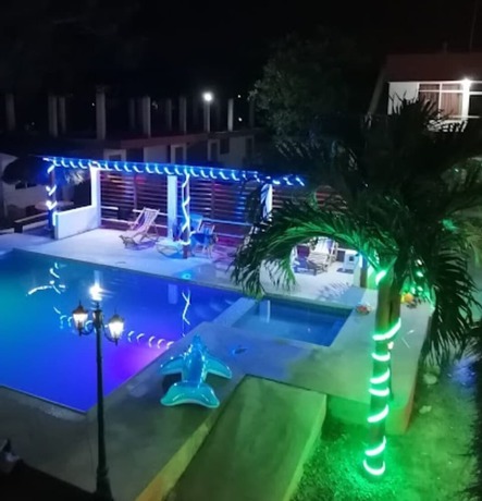 Imagen de la habitación del Hotel El Galeon. Foto 5