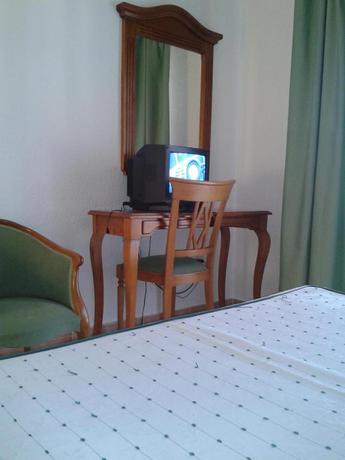 Imagen de la habitación del Hotel El Gamo. Foto 4