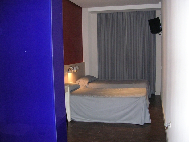 Imagen de la habitación del Hotel El Globo. Foto 8