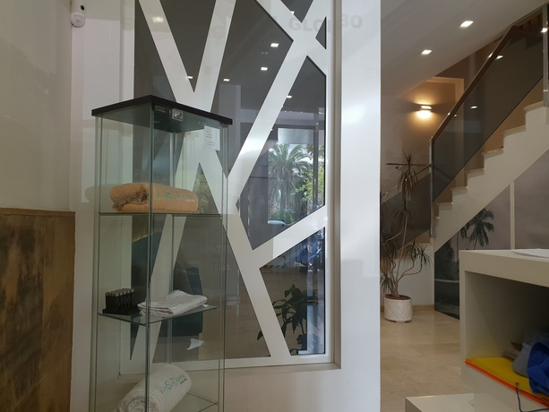 Imagen de los interiores del Hotel El Globo. Foto 19