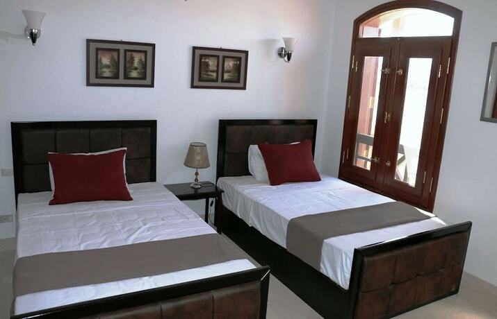 Imagen de la habitación del Hotel El Gouna Royal Chalet. Foto 10