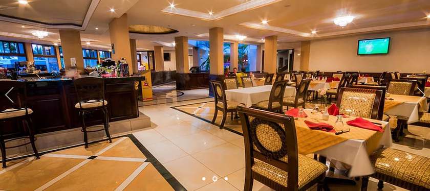 Imagen del bar/restaurante del Hotel El Gran Chort&iacute;. Foto 2