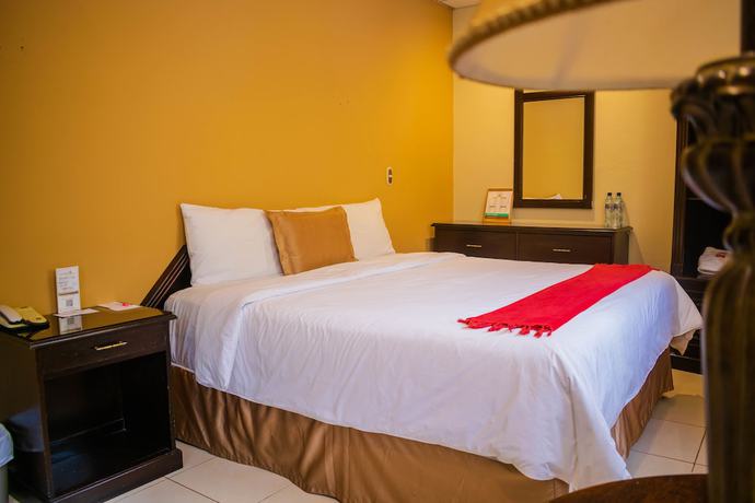 Imagen de la habitación del Hotel El Gran Chort&iacute;. Foto 15