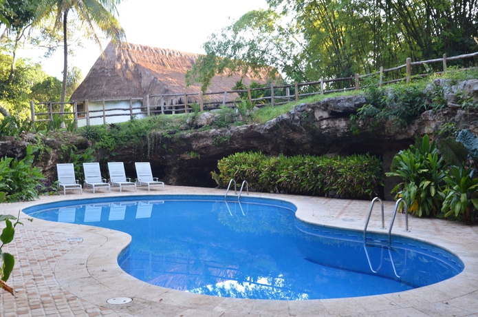 Imagen de la piscina del Hotel El Gran Maya at Chichen Itza. Foto 14